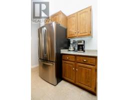 67 FARMINGTON AVENUE - 8