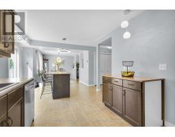 12 HAWTHORN COURT - 19