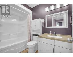 12 HAWTHORN COURT - 26