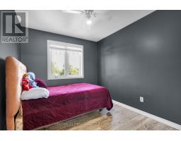 12 HAWTHORN COURT - 29