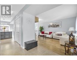 12 HAWTHORN COURT - 7