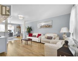 12 HAWTHORN COURT - 8