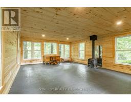 422 RIVERSIDE DRIVE - 31