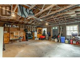 422 RIVERSIDE DRIVE - 33