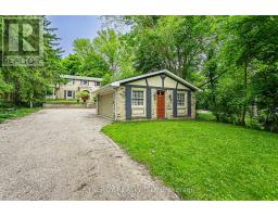 422 RIVERSIDE DRIVE - 42