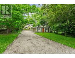 422 RIVERSIDE DRIVE - 43