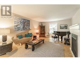 422 RIVERSIDE DRIVE - 7