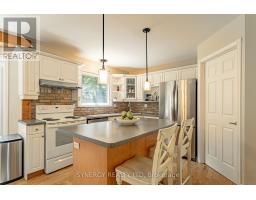 422 RIVERSIDE DRIVE - 8