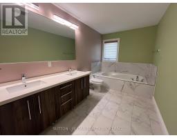 1565 SANDRIDGE AVENUE - 11