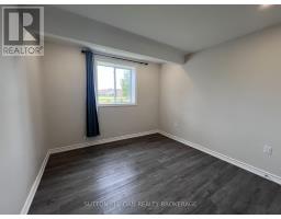 1565 SANDRIDGE AVENUE - 24
