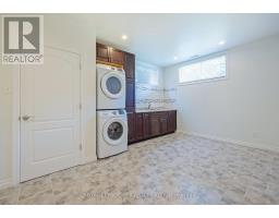 14 FAIRLANE ROAD - 36
