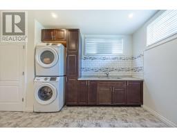 14 FAIRLANE ROAD - 37