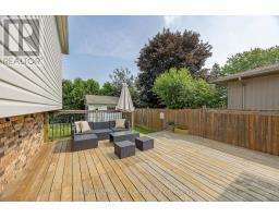 14 FAIRLANE ROAD - 40