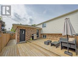 14 FAIRLANE ROAD - 42