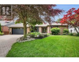 770 CLEARVIEW CRESCENT - 1