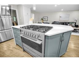 770 CLEARVIEW CRESCENT - 16