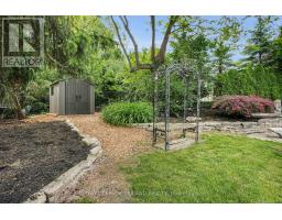 770 CLEARVIEW CRESCENT - 38