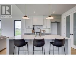 2 FIVE STAKES STREET - 16