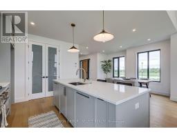 2 FIVE STAKES STREET - 19