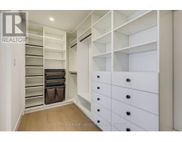2 FIVE STAKES STREET - 35