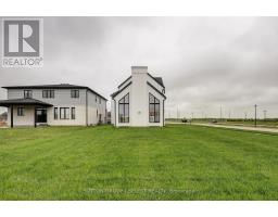 2 FIVE STAKES STREET - 39