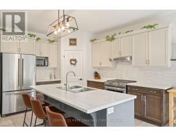 44 VIOLET COURT - 13
