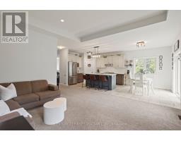 44 VIOLET COURT - 19