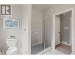 44 VIOLET COURT - 23