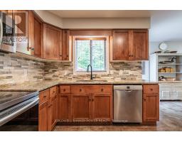 6 FIELDSTONE CRESCENT - 12