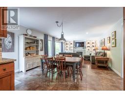 6 FIELDSTONE CRESCENT - 13