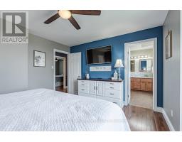 6 FIELDSTONE CRESCENT - 24