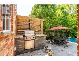 6 FIELDSTONE CRESCENT - 40