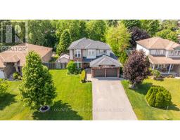 6 FIELDSTONE CRESCENT - 46
