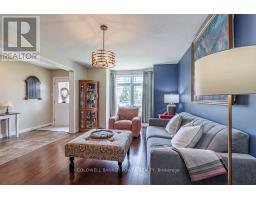 6 FIELDSTONE CRESCENT - 7