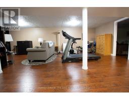 28 RAVEN AVENUE - 19