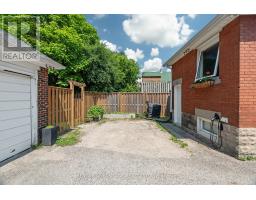 76 BEATTIE AVENUE - 33