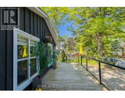 33 ELMWOOD AVENUE - 35