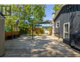 33 ELMWOOD AVENUE - 39