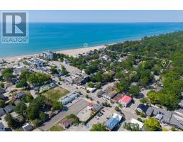 33 ELMWOOD AVENUE - 4