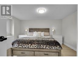 30 - 355 SANDRINGHAM CRESCENT - 12
