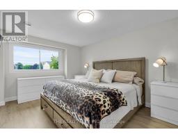 30 - 355 SANDRINGHAM CRESCENT - 13