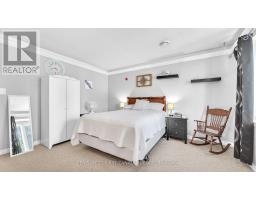 4 - 1138 KIPPS LANE - 12