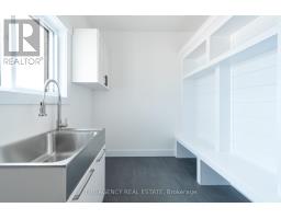 3152 REGIMENT ROAD W - 12