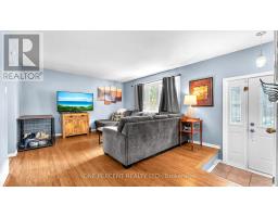 20 ARCHER CRESCENT - 4