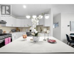 370 BROOKHAVEN PLACE - 20