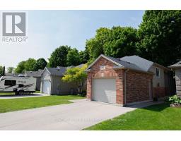 92 RIDGE STREET - 40