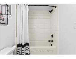 28 WEIR CRESCENT - 40