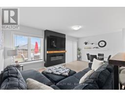 11 AUBURN DRIVE - 19