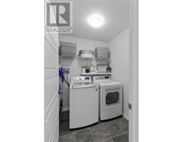 11 AUBURN DRIVE - 25