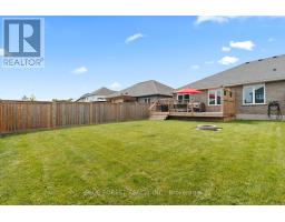 11 AUBURN DRIVE - 36